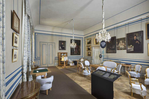 Pohled do metternichovského salonu v nově obnoveném Zámku Metternichů, NPÚ, generální ředitelství, foto Michal Mráz, 2023.